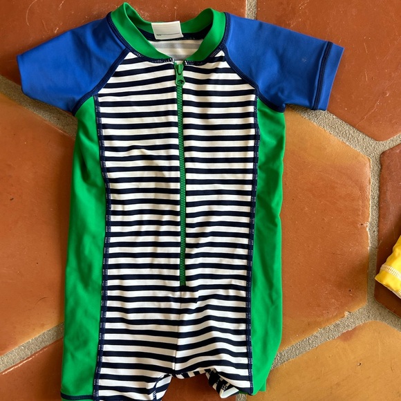 Colorful Baby Rompers Set - Picture 3 of 3